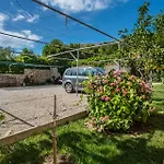 Apartament Maja *