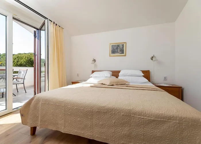 Maja Appartement *