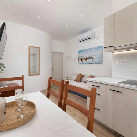Maja Apartamento